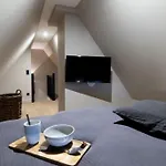 Hausteil Ueues Droom Hues, Tinnum, * Sylt