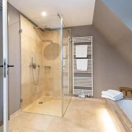 Hausteil Ueues Droom Hues, Tinnum, 度假居