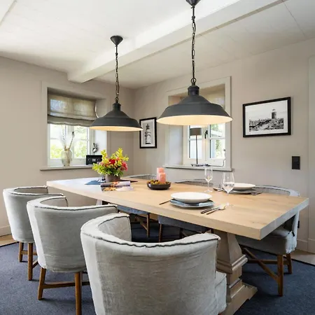 Hausteil Ueues Droom Hues, Tinnum, *